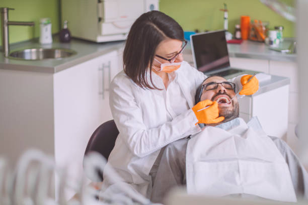 Best Urgent Dental Care for Toothache in Hamilton College, NY